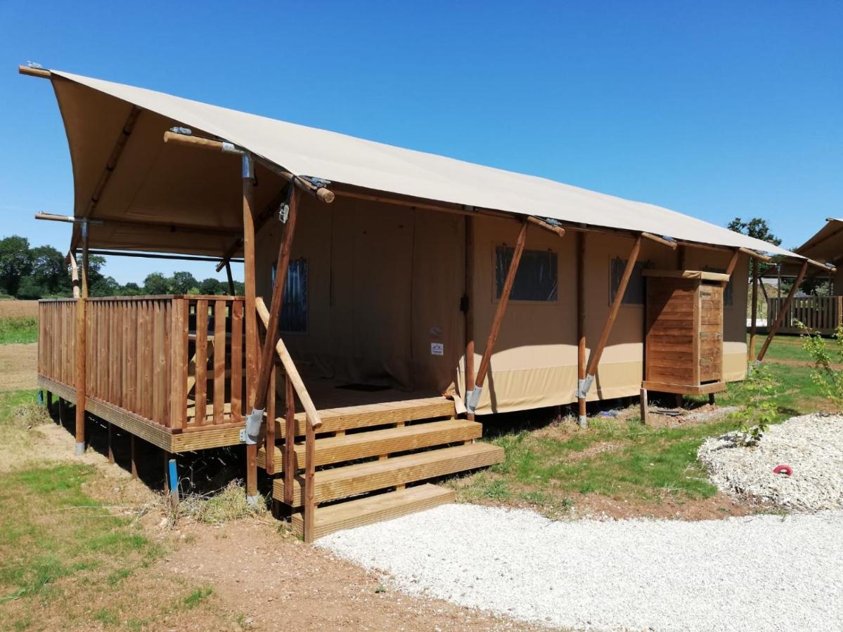 Village Flottant De Pressac Exterior foto