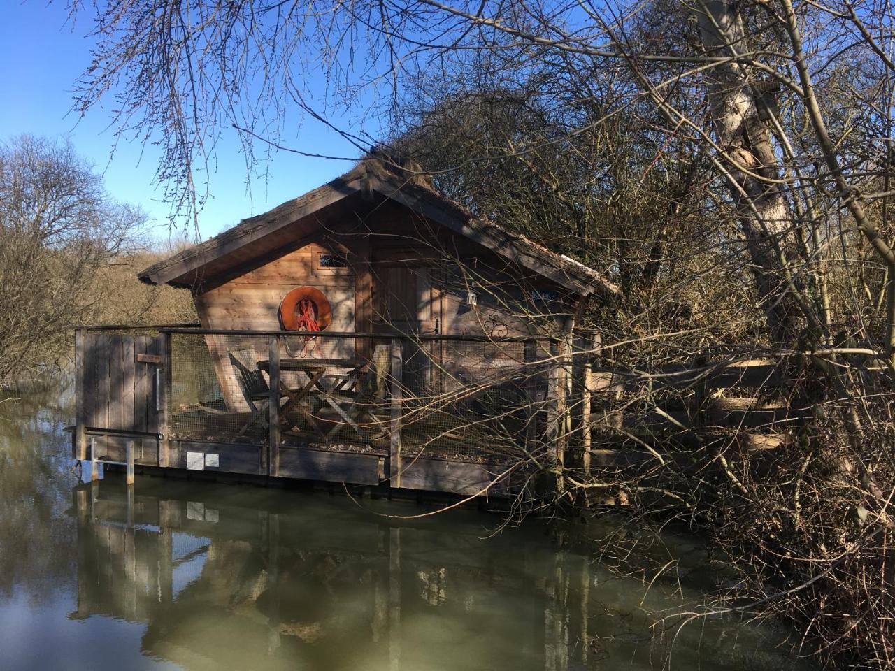 Village Flottant De Pressac Exterior foto